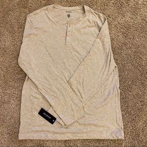 Men’s White Henley- Basic Outfitters. NWT